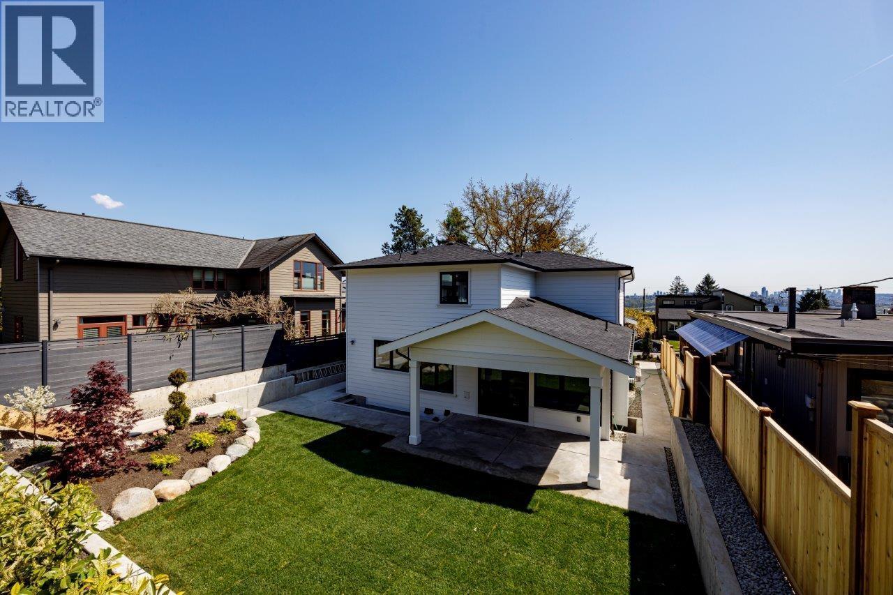 1028 CALVERHALL STREET, North Vancouver