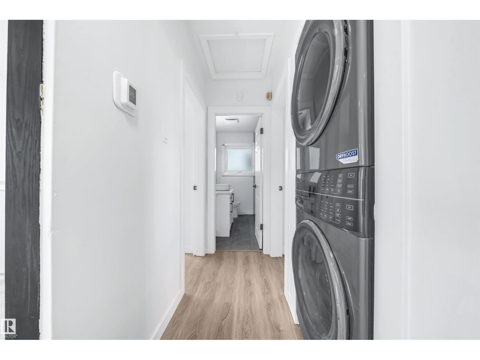 4238 117 AV NW, Edmonton