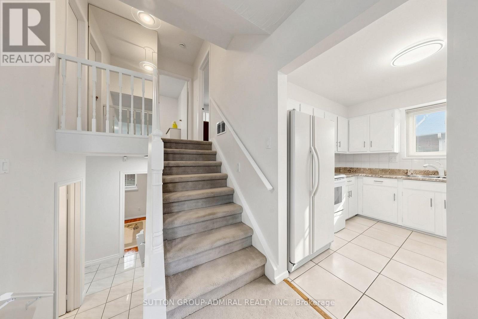 26 DONNALYN DRIVE - 11