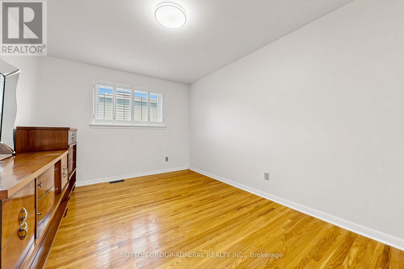 26 DONNALYN DRIVE - 13