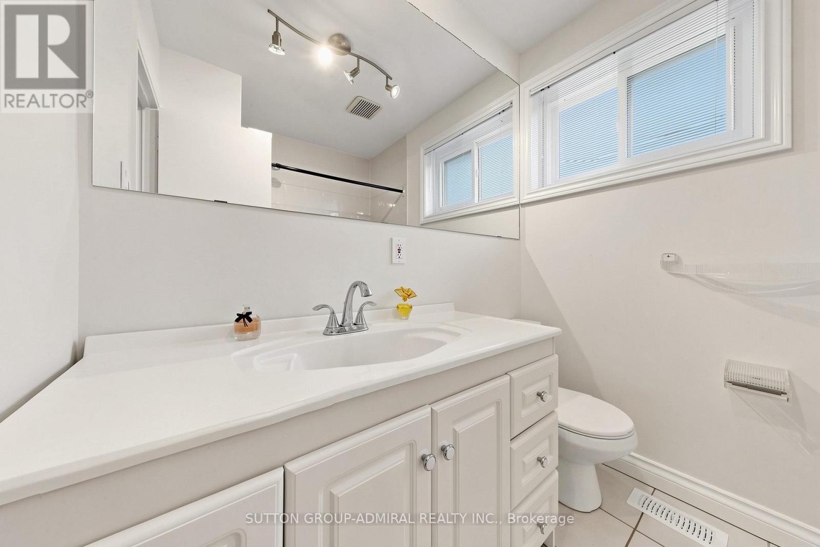 26 DONNALYN DRIVE - 19