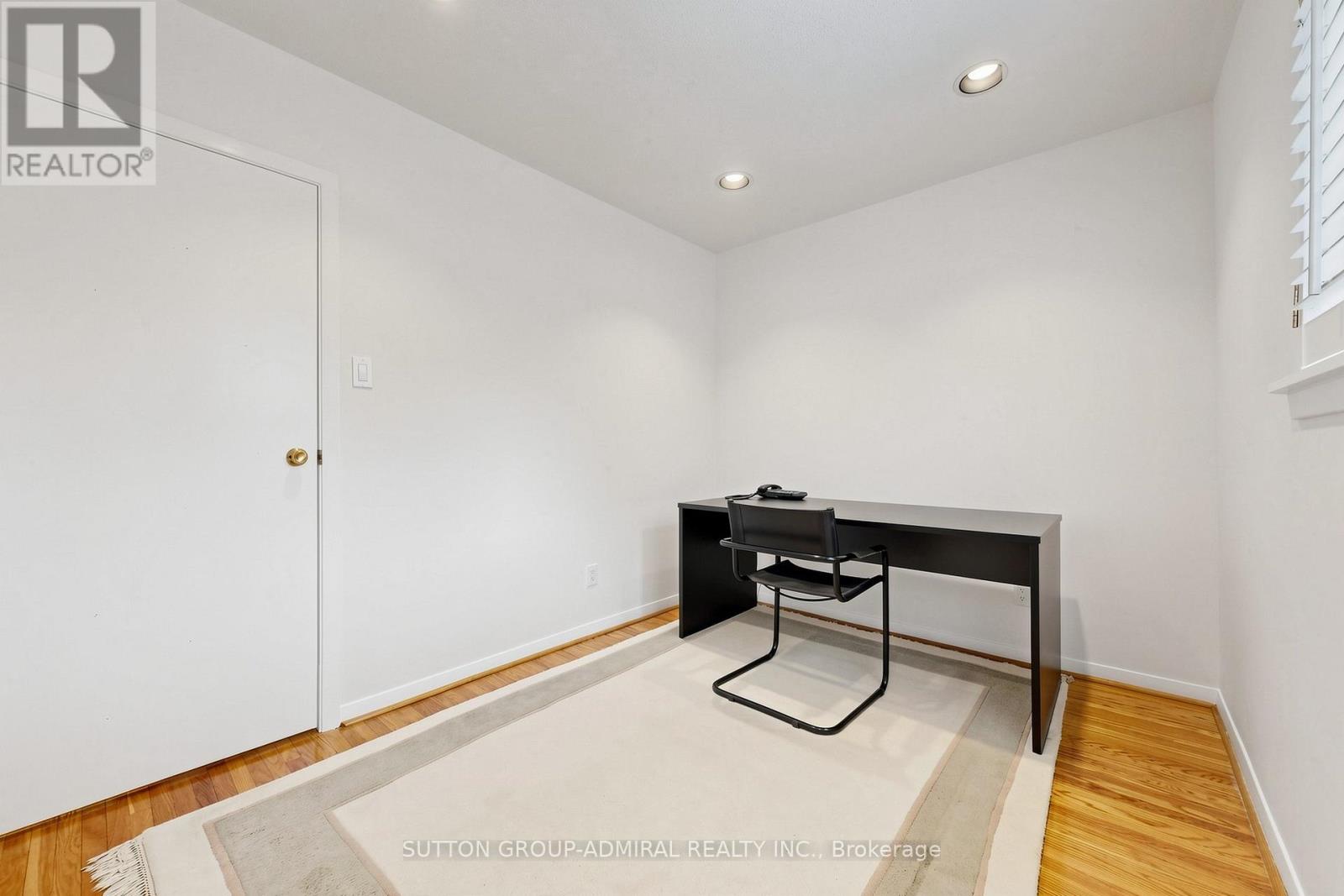26 DONNALYN DRIVE - 27