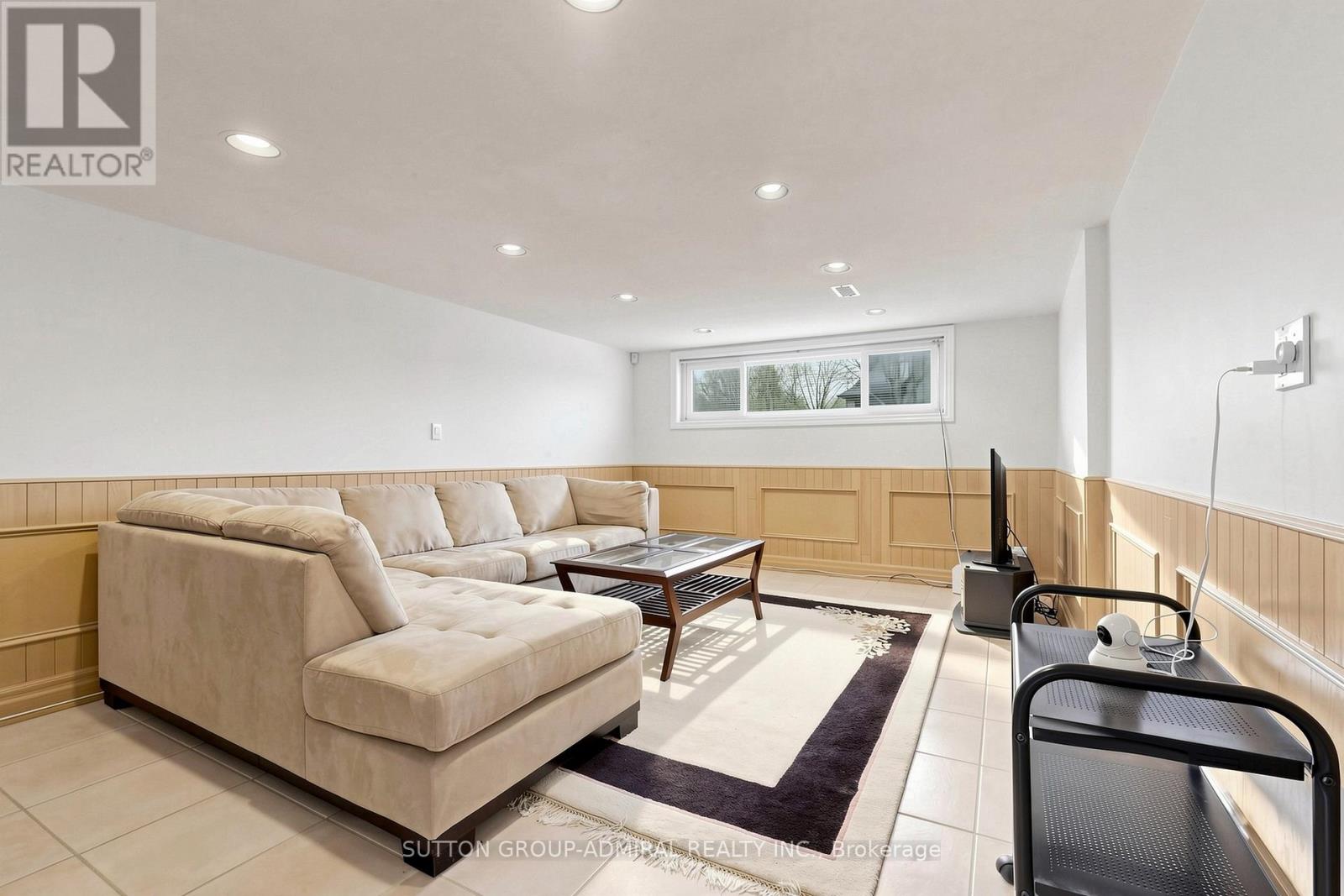 26 DONNALYN DRIVE - 30