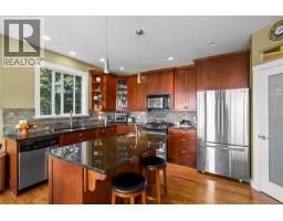 Living room - 3737 Belaire Dr, Nanaimo, BC V9T5A1 Photo 10