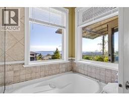 3737 Belaire Dr, Nanaimo, BC V9T5A1 Photo 34