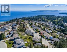 3737 Belaire Dr, Nanaimo, BC V9T5A1 Photo 51