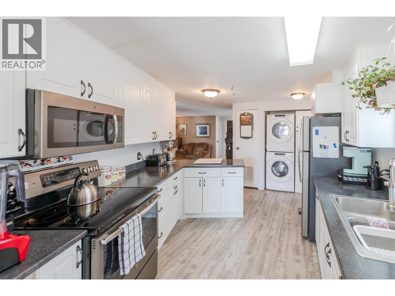 6601 TUCELNUIT Drive Unit# 30, Oliver