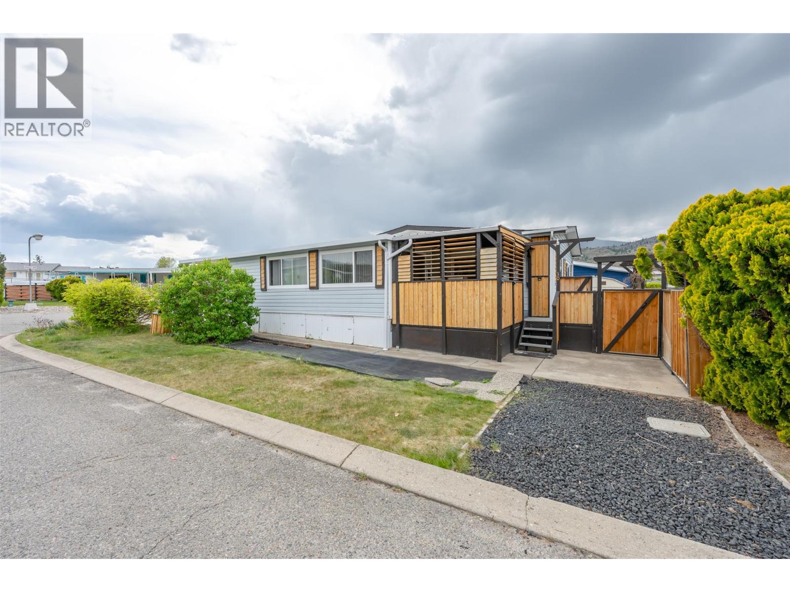 6601 TUCELNUIT Drive Unit# 30, Oliver