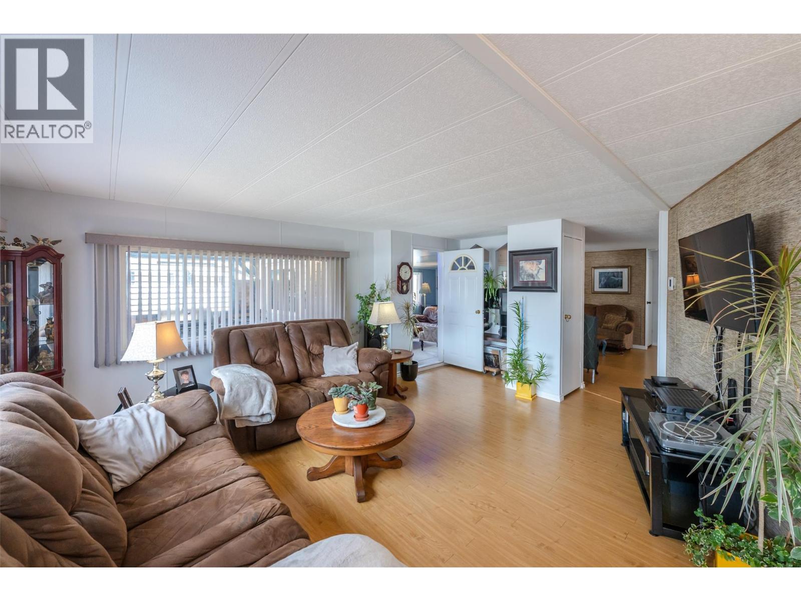 6601 TUCELNUIT Drive Unit# 30, Oliver