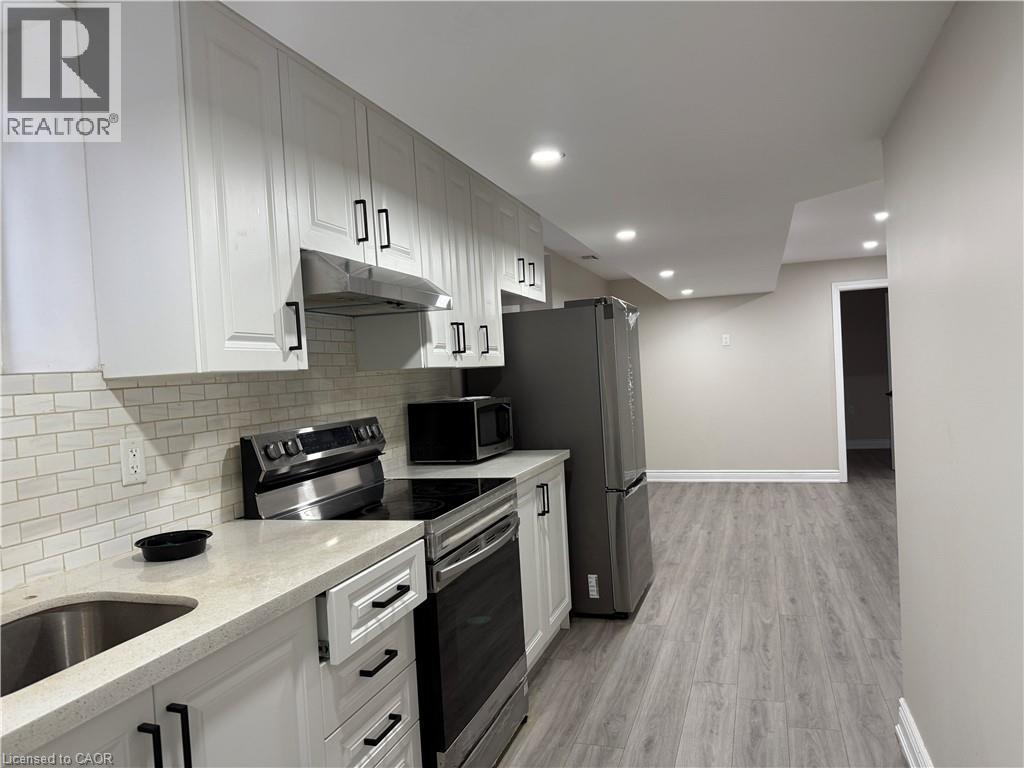 320 SEDGEWOOD Street Unit# Basement, Kitchener, Ontario, N2P0J6 — Photo 8