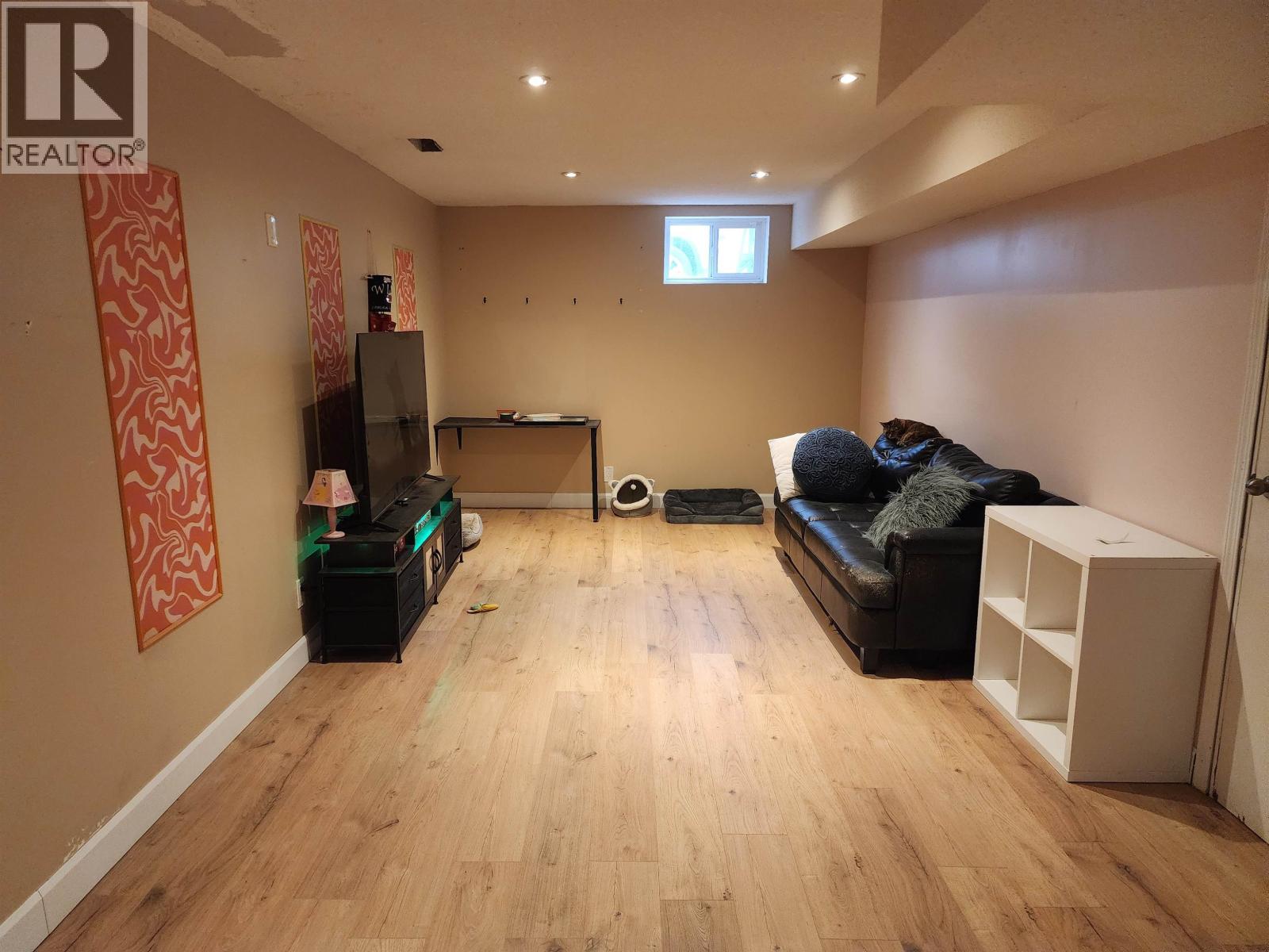 Photo 12 of 21 — 5801 BROCK DRIVE · Prince George, BC