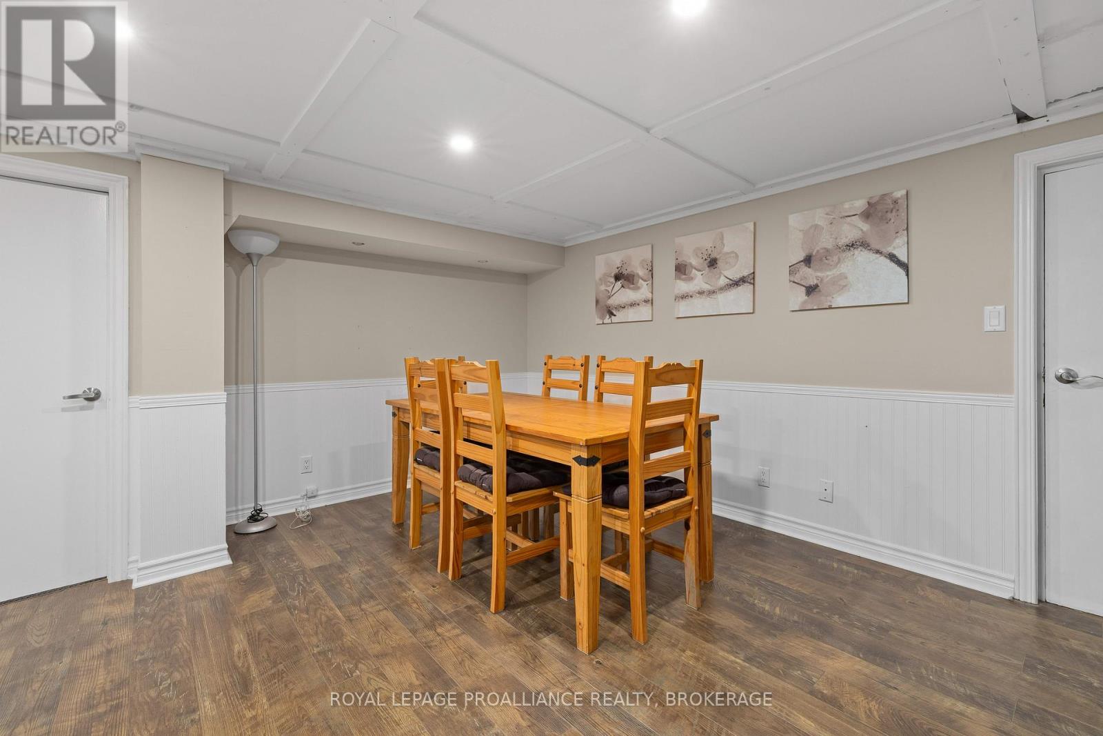 145 BRIDGE STREET W - 28