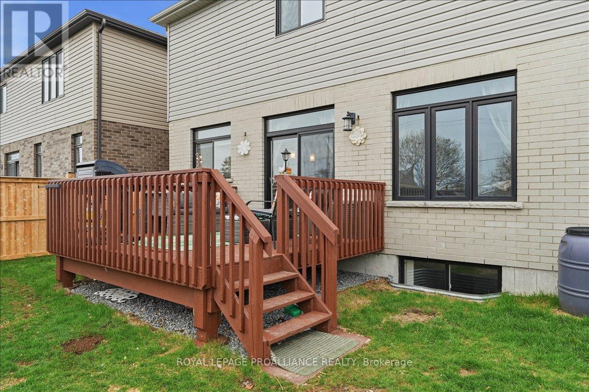 14 ATHABASKA DRIVE - 38