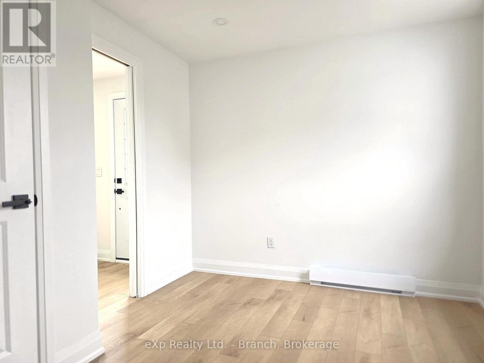 6 WILSON AVENUE - 14