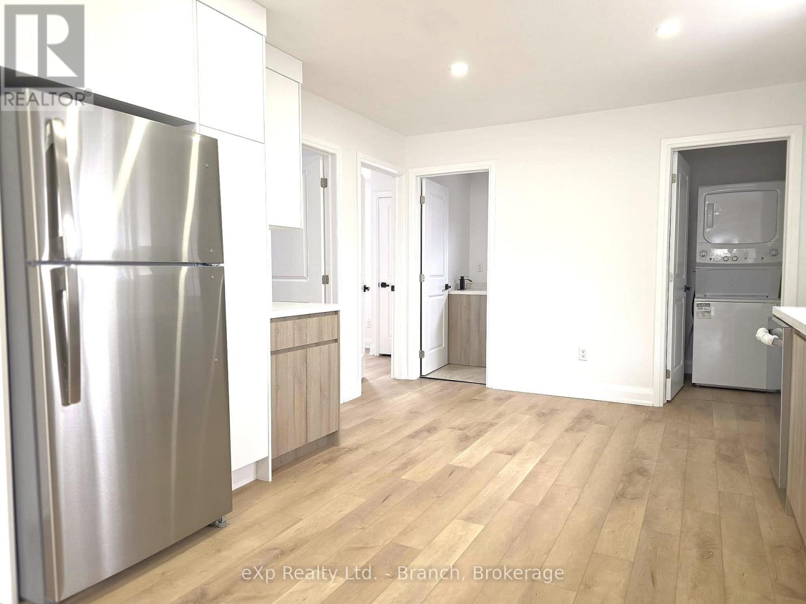 6 WILSON AVENUE - 6