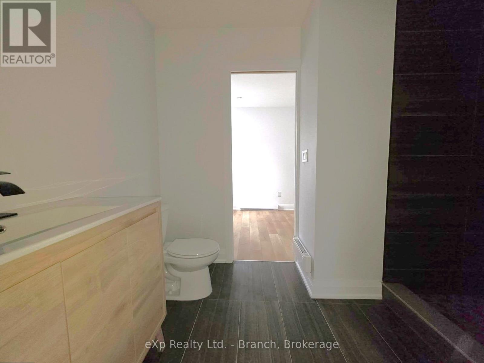 6 WILSON AVENUE - 9