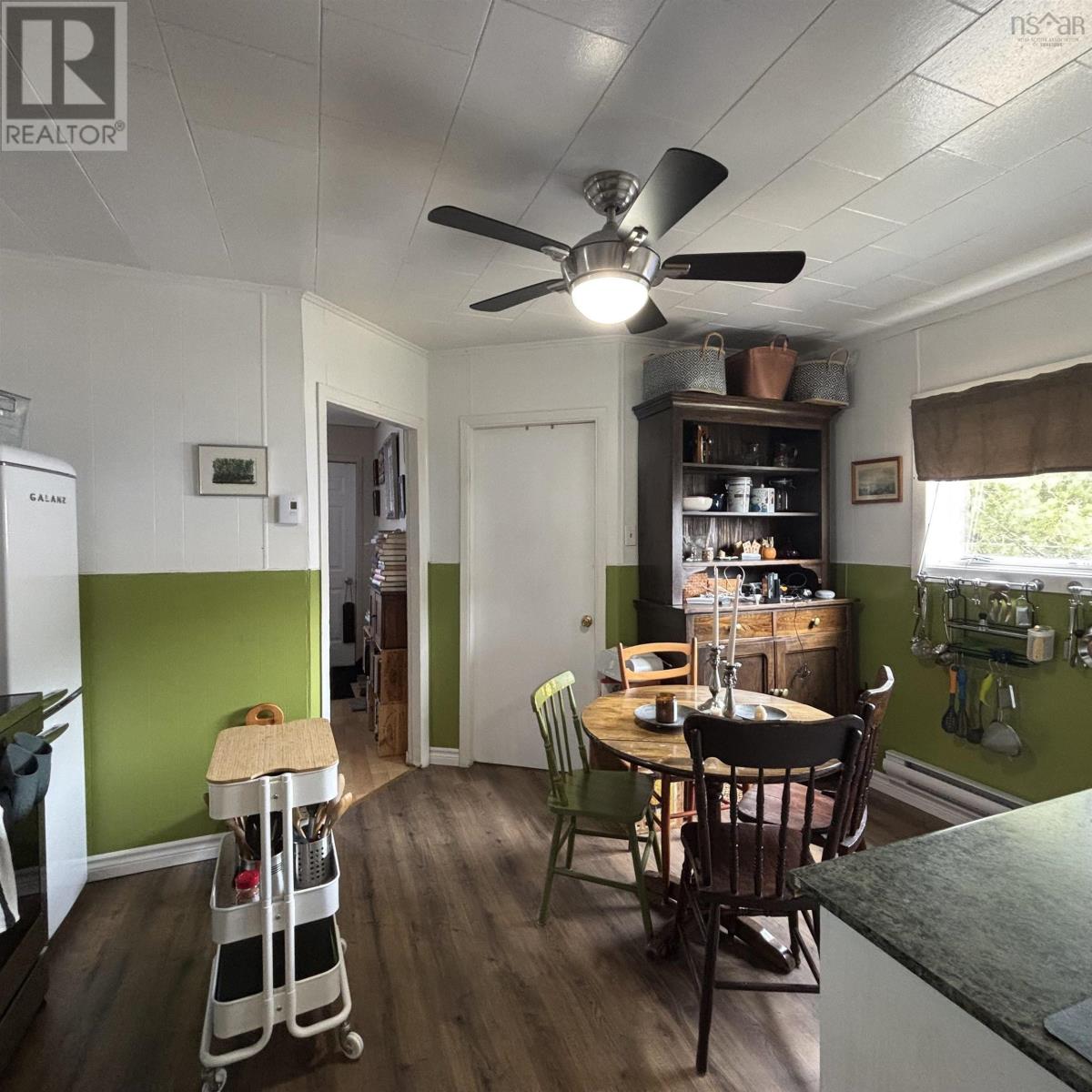 Property 7 of 16 of 3515 Ross Avenue