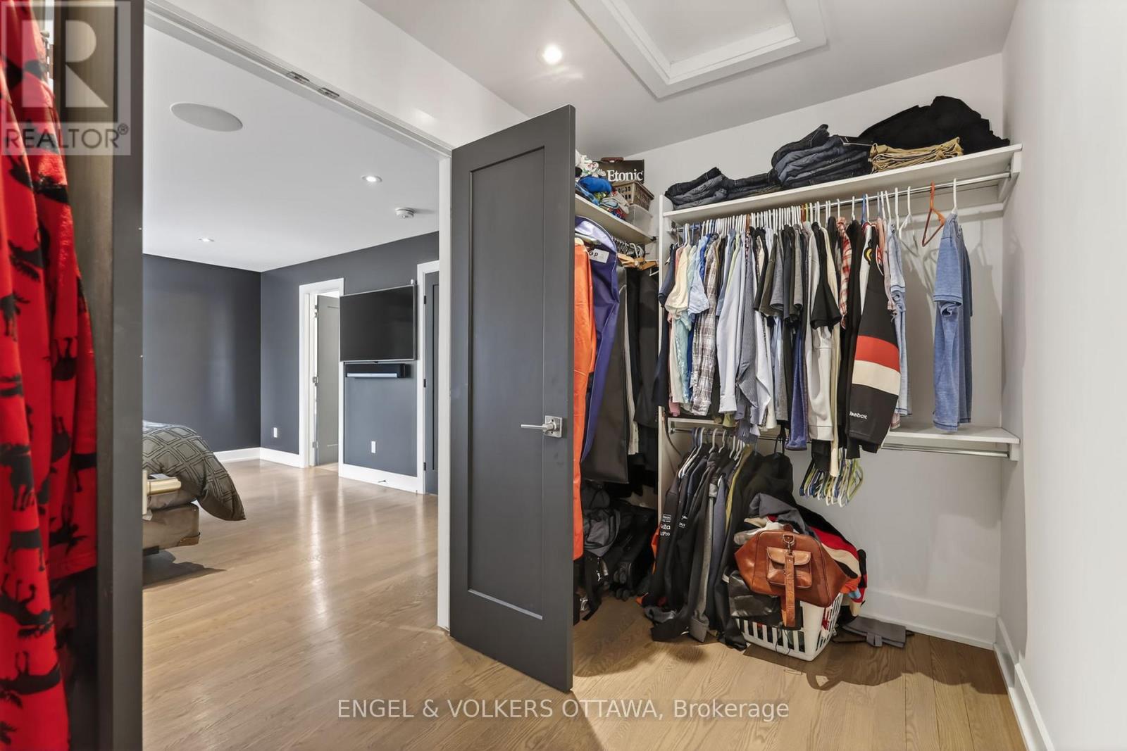 234 RIDGEMONT DRIVE - 22