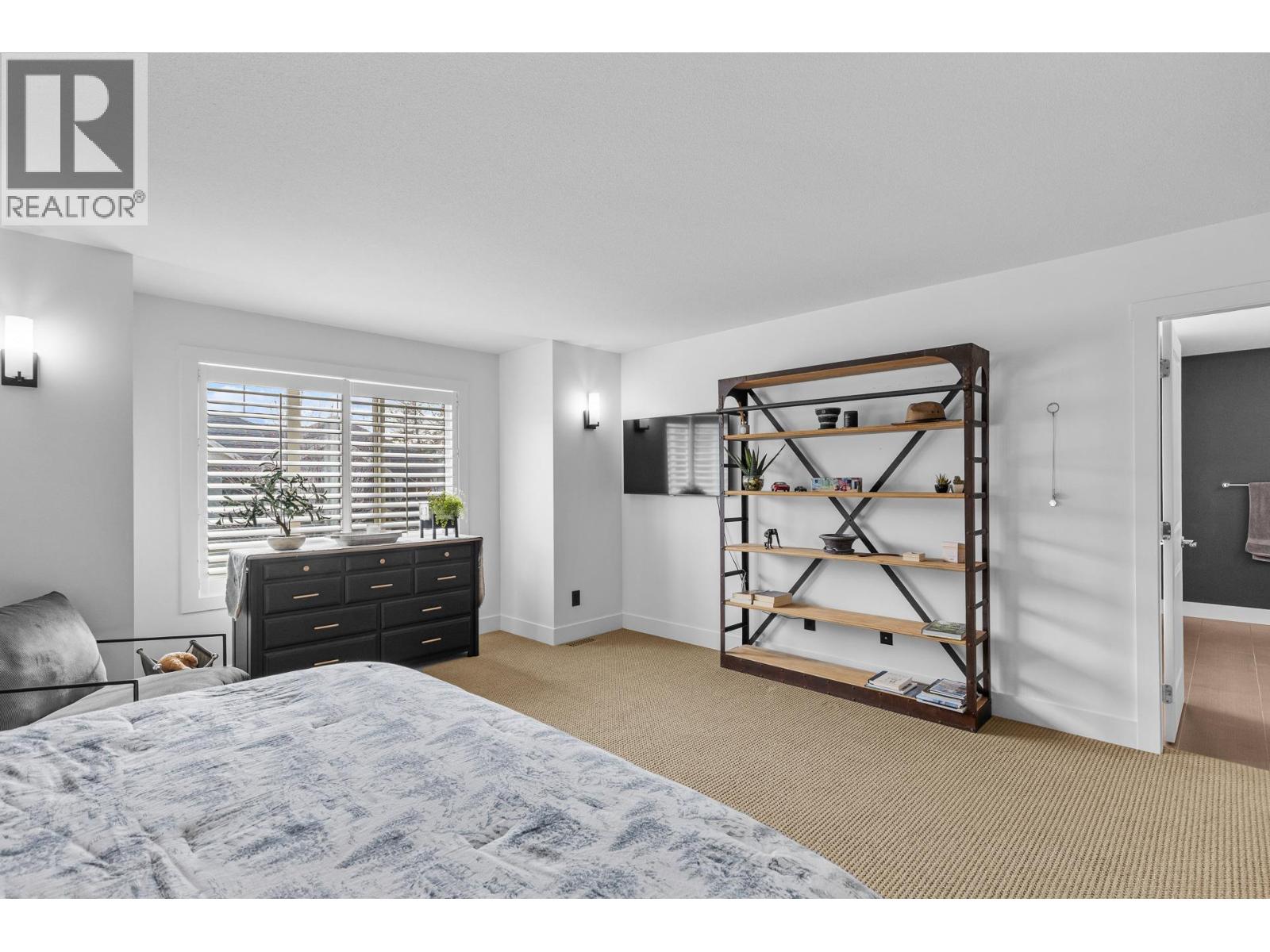 #14 1865 Begbie Road - 20