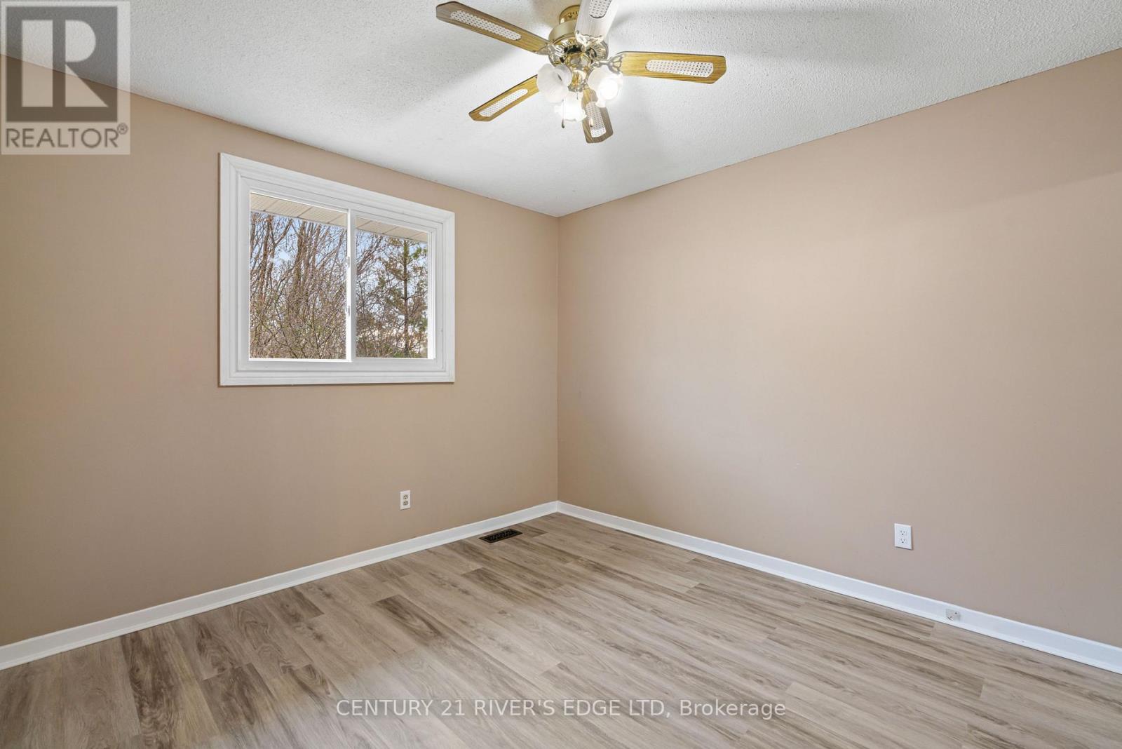 283 MELANIE AVENUE, Kingston (East Gardiners Rd), Ontario, K7M8C1 — Photo 13