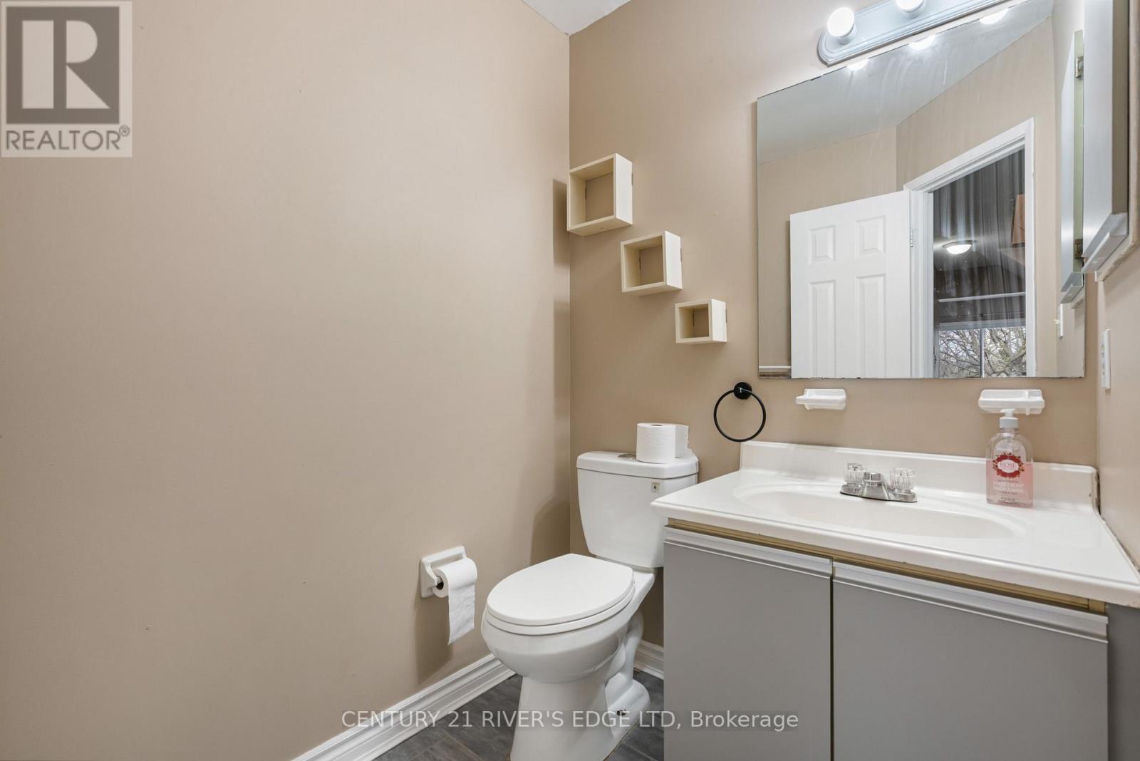 283 MELANIE AVENUE, Kingston (East Gardiners Rd), Ontario, K7M8C1 — Photo 4