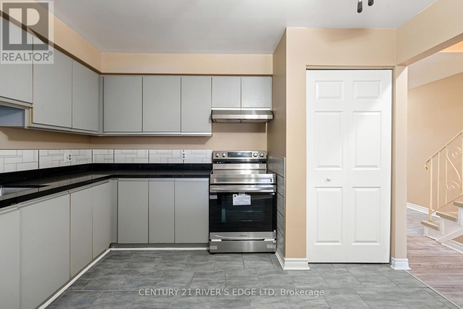 283 MELANIE AVENUE, Kingston (East Gardiners Rd), Ontario, K7M8C1 — Photo 8