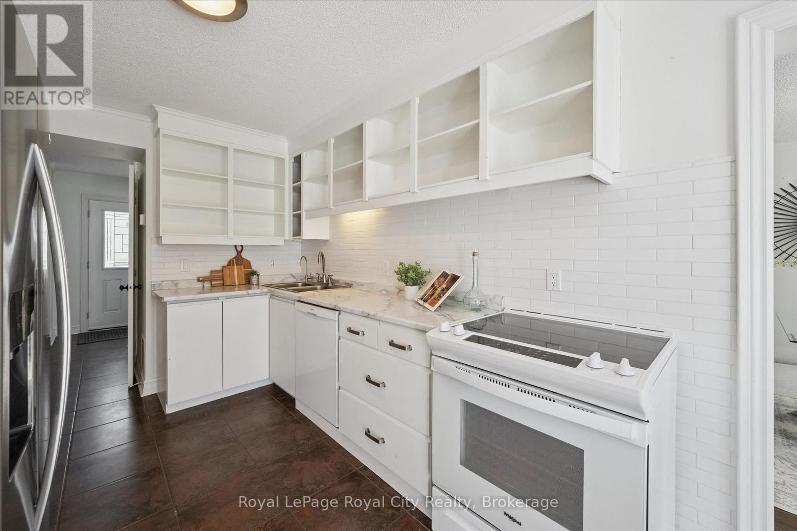 #21 295 WATER STREET - Image 10