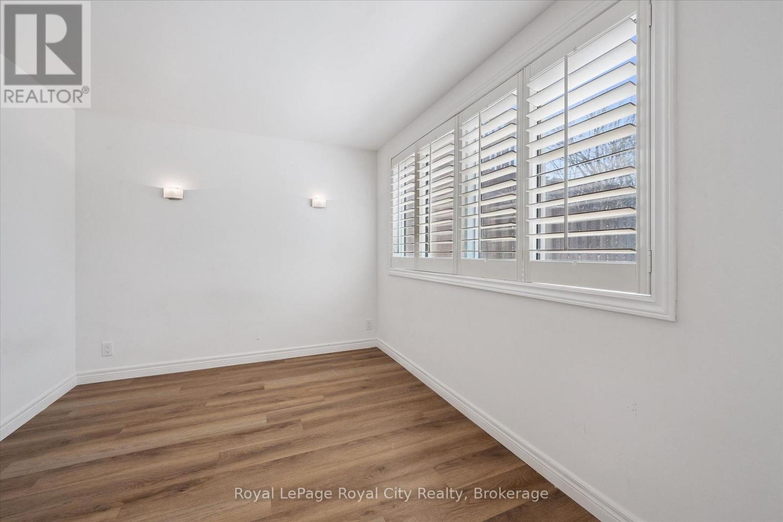 #21 295 WATER STREET - 28