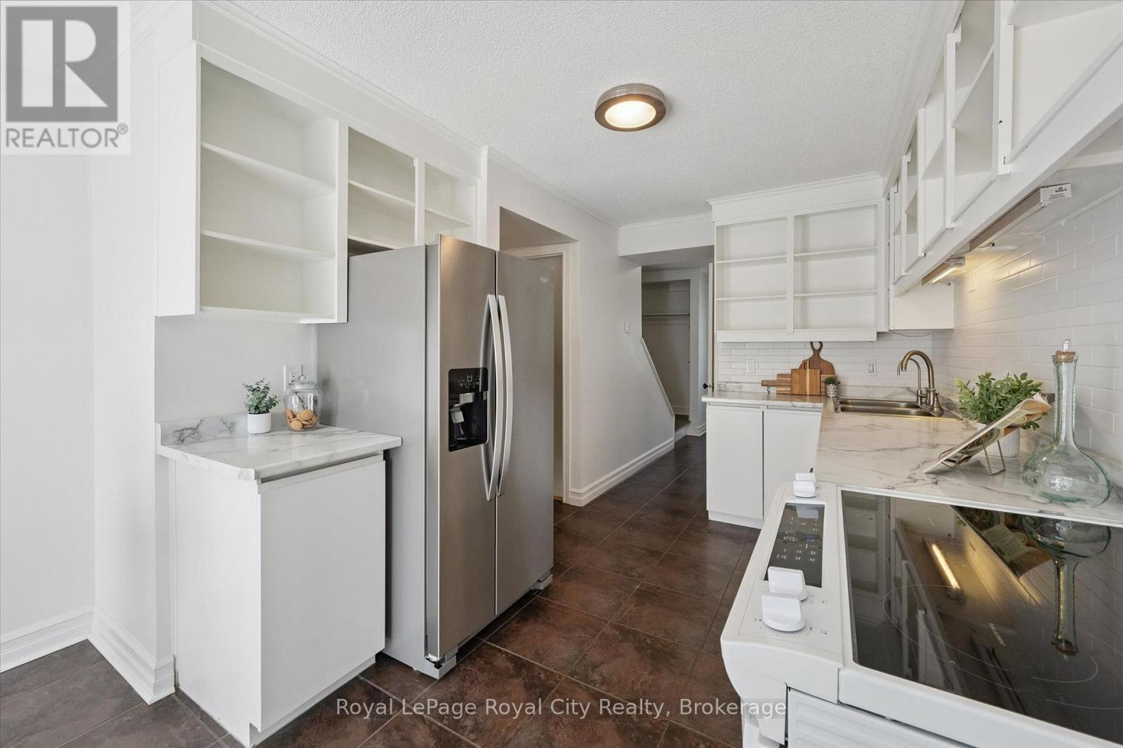 #21 295 WATER STREET - Image 9