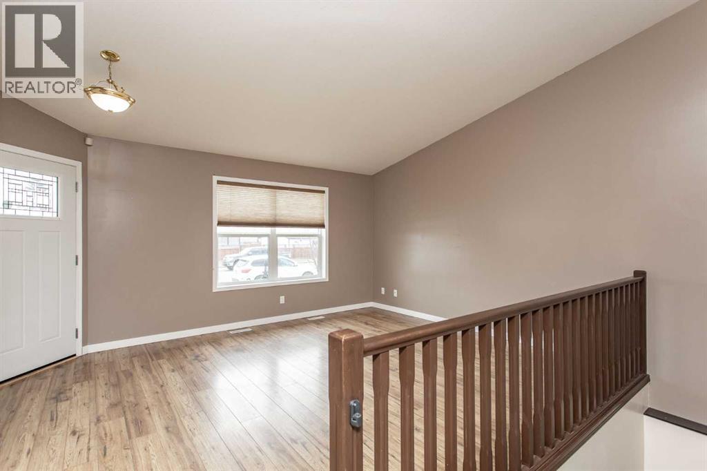 142 Robinson Avenue, Penhold