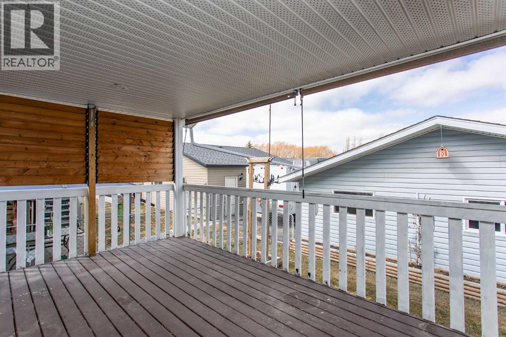 142 Robinson Avenue, Penhold
