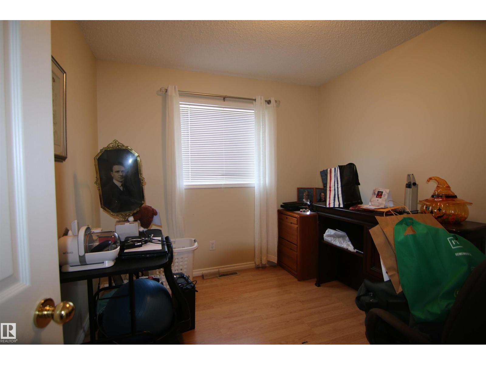 1 CENTURY VILLAS CL, Fort Saskatchewan