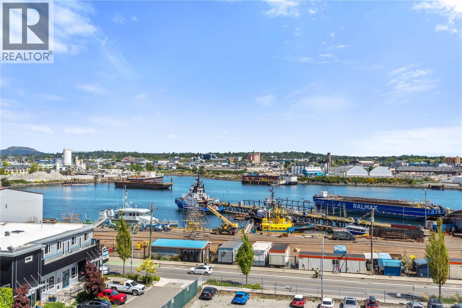 408 363 Tyee Road, Victoria