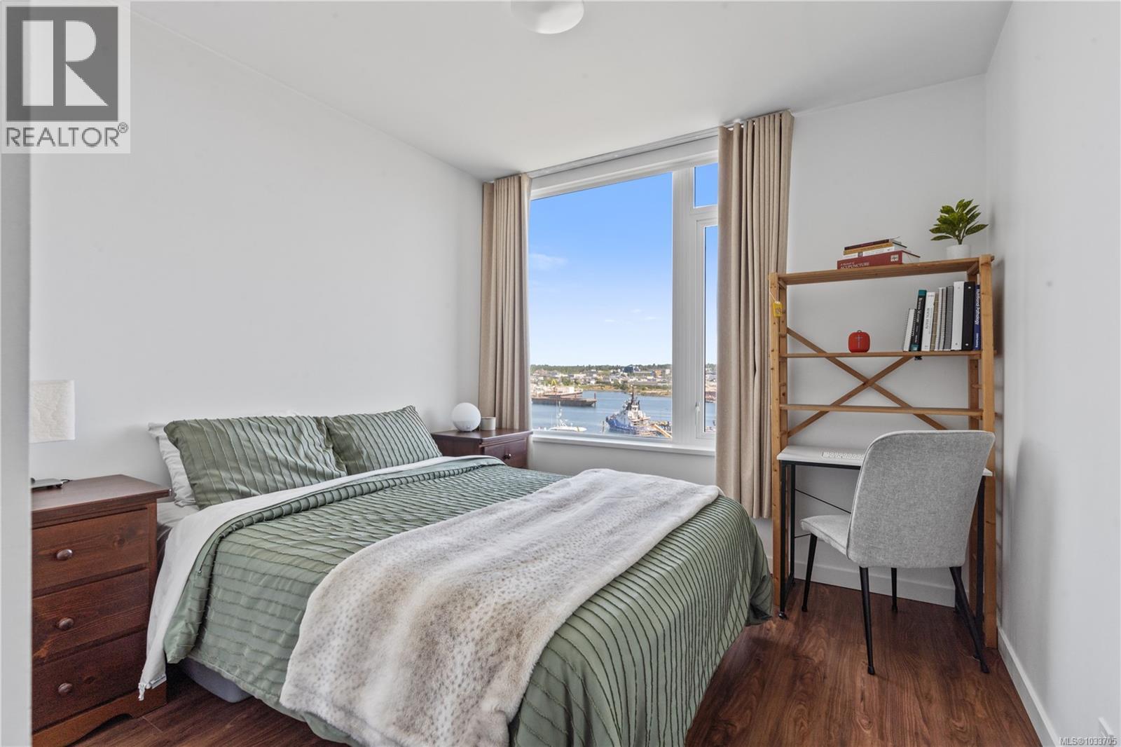 408 363 Tyee Road, Victoria