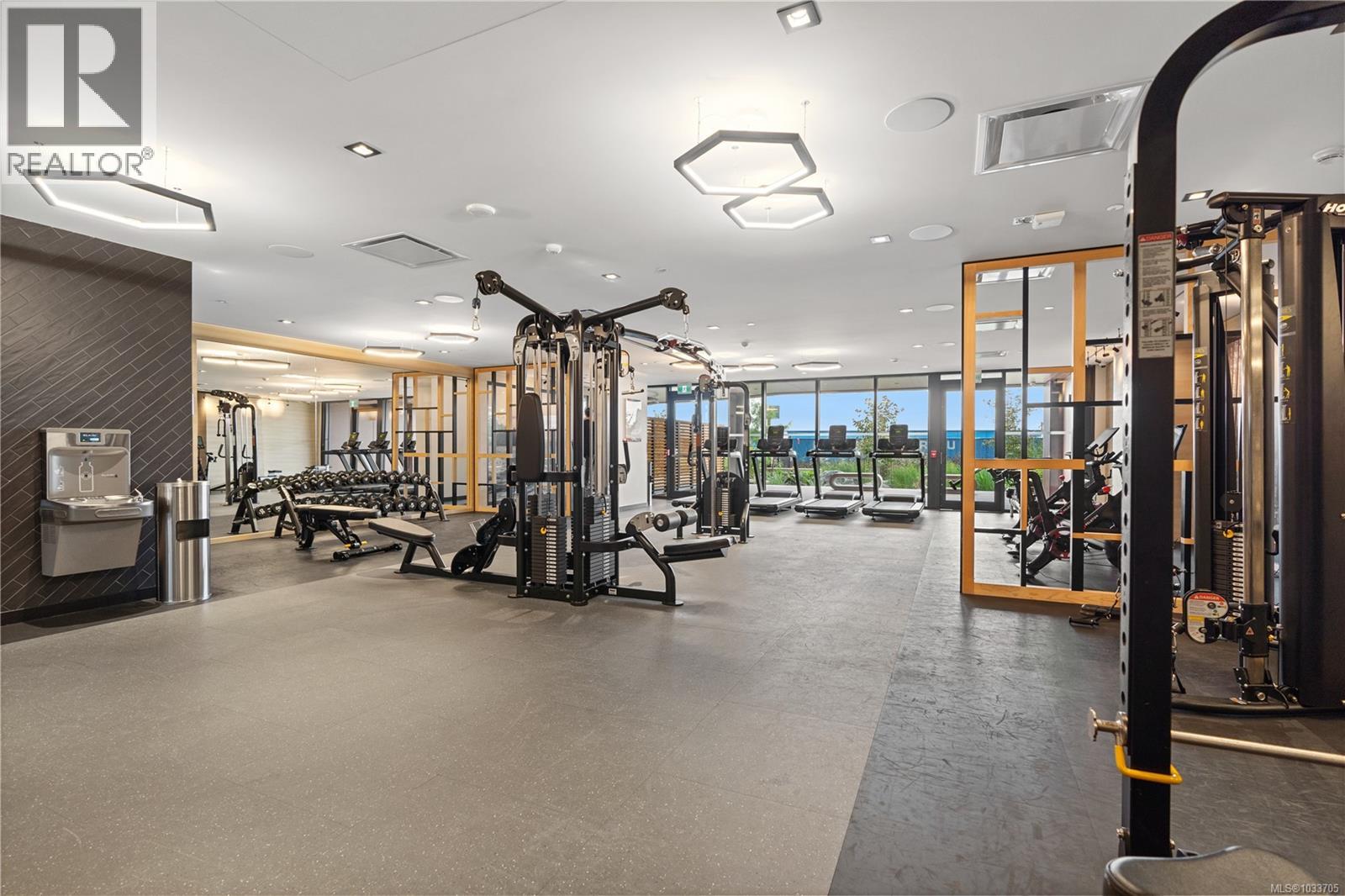 408 363 Tyee Road, Victoria