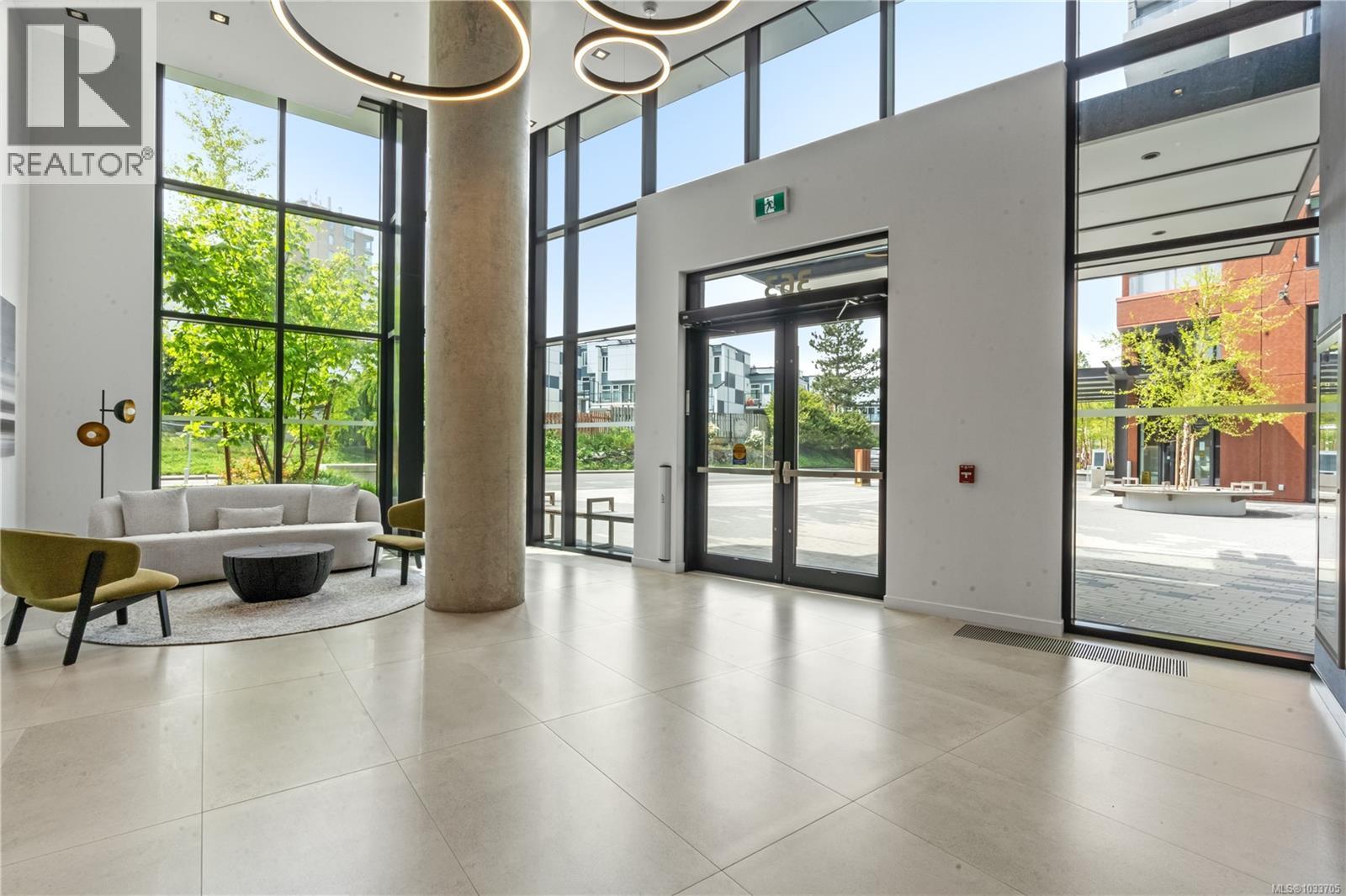 408 363 Tyee Road, Victoria