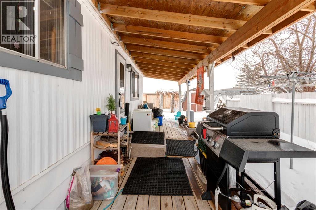 COVEREDSIDE DECK