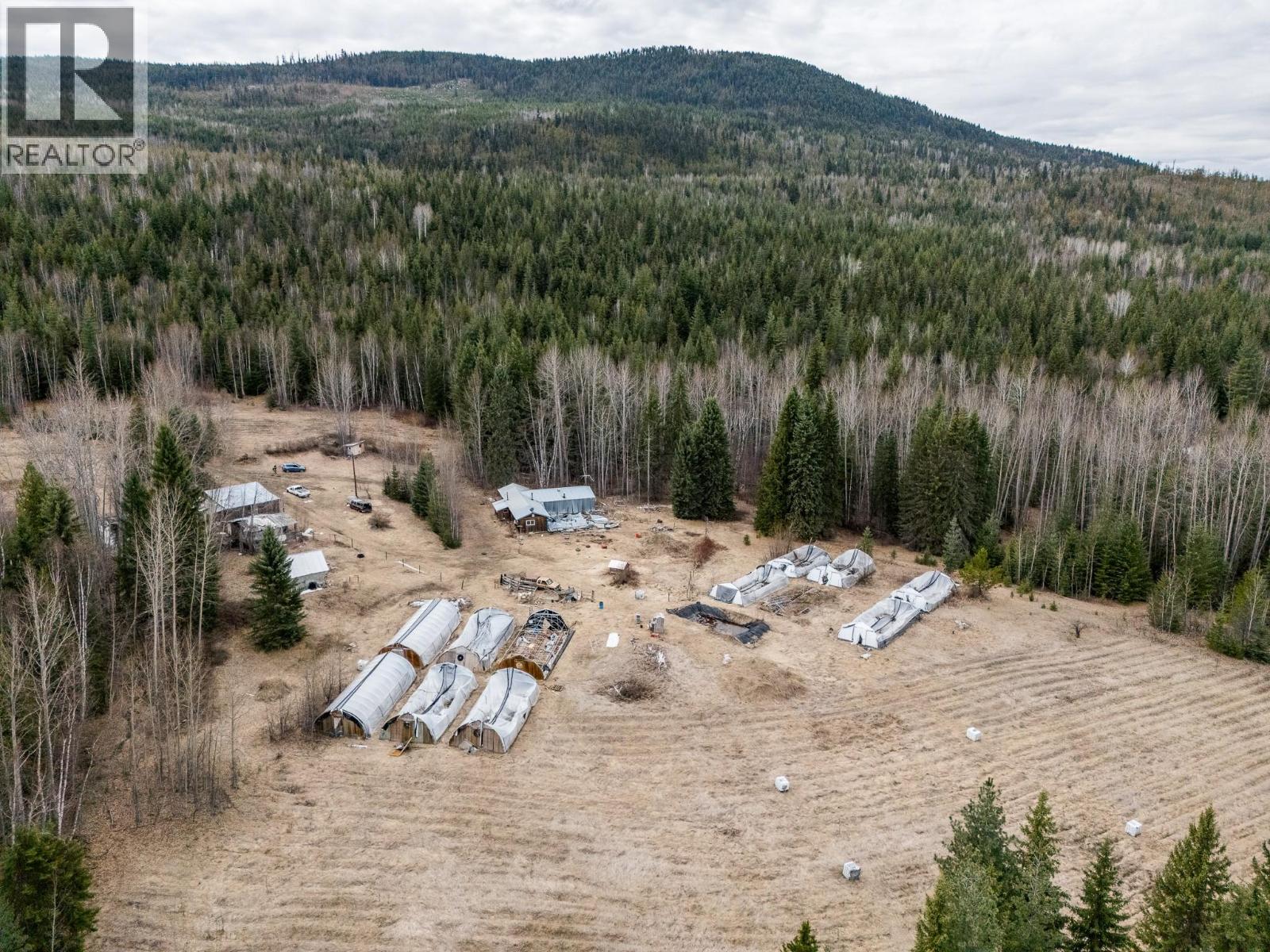 3584 Barriere South Road, Barriere