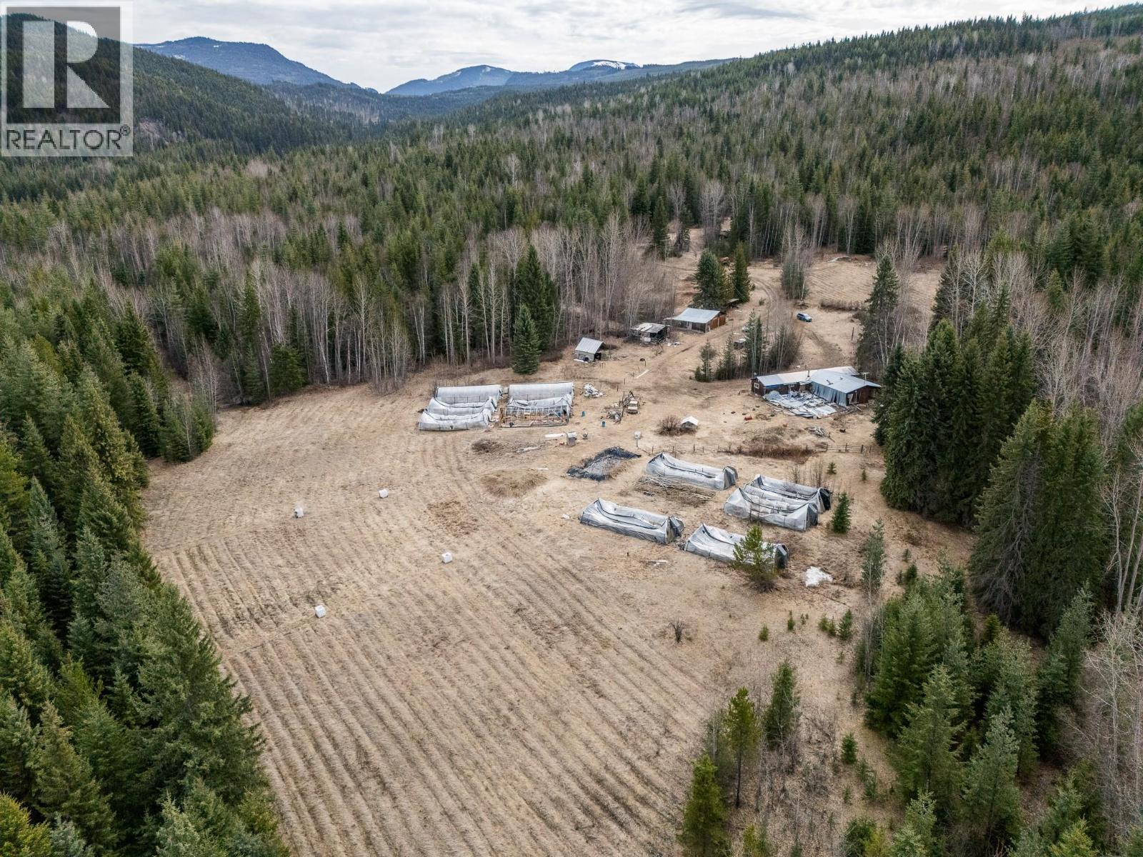 3584 Barriere South Road, Barriere