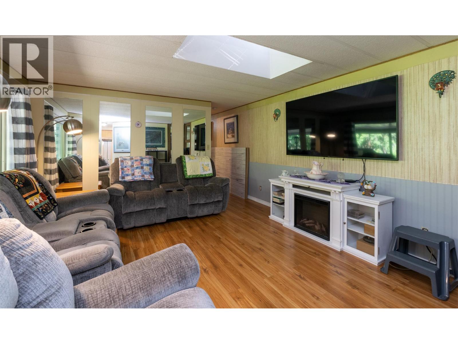 19 5161 63 Avenue Northeast, Salmon Arm