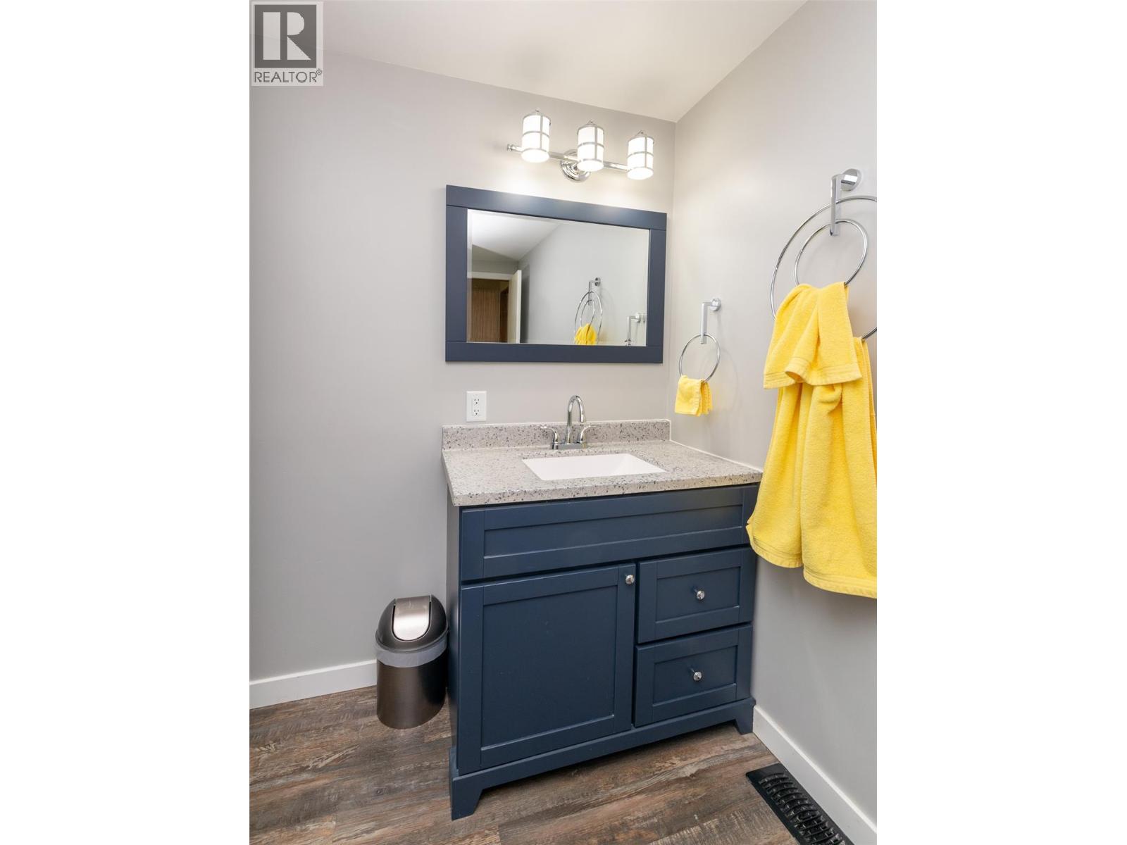 19 5161 63 Avenue Northeast, Salmon Arm