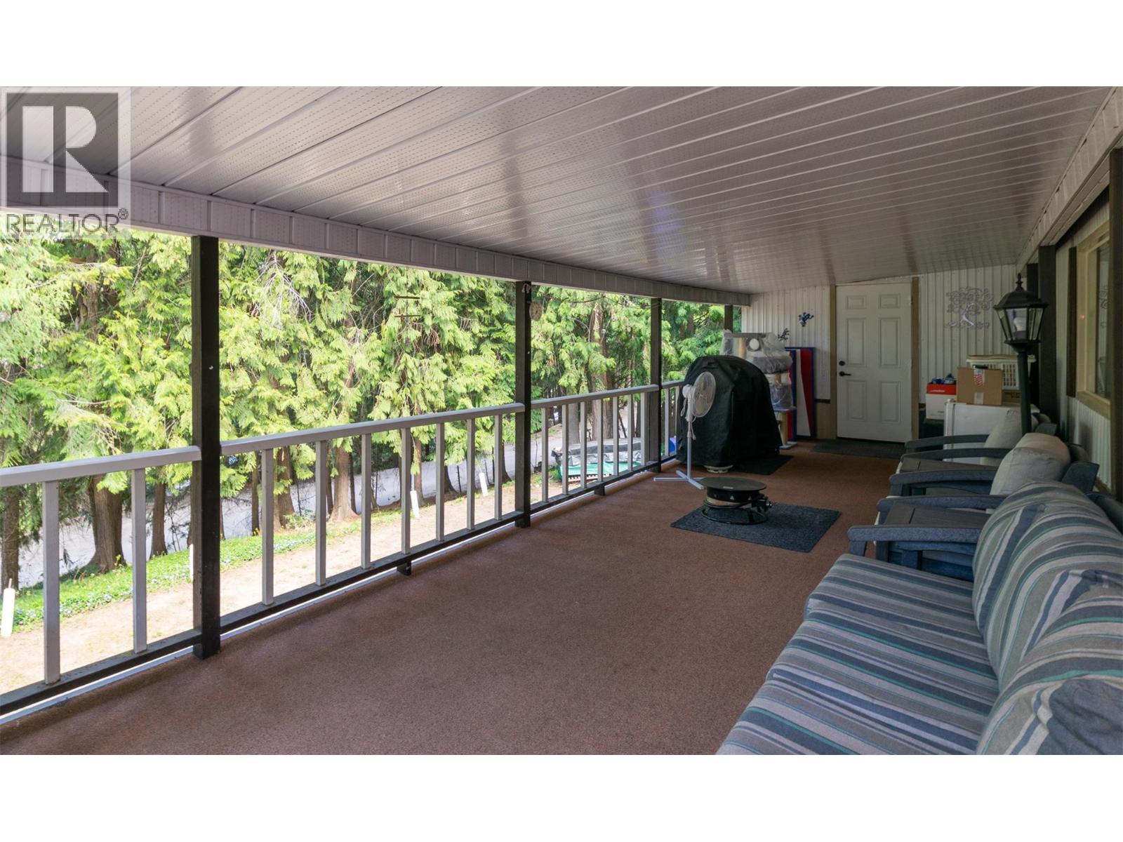 19 5161 63 Avenue Northeast, Salmon Arm