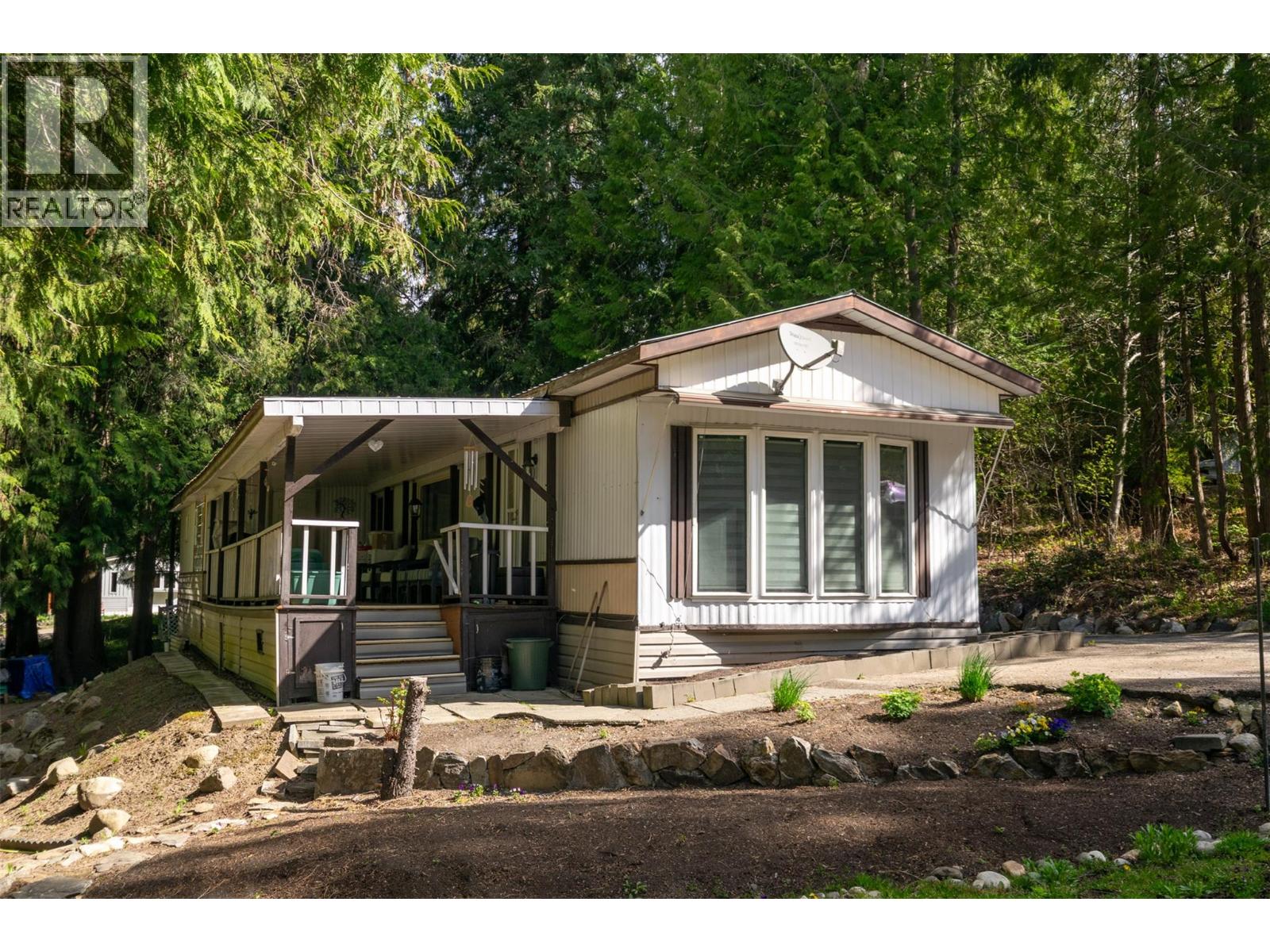 19 5161 63 Avenue Northeast, Salmon Arm