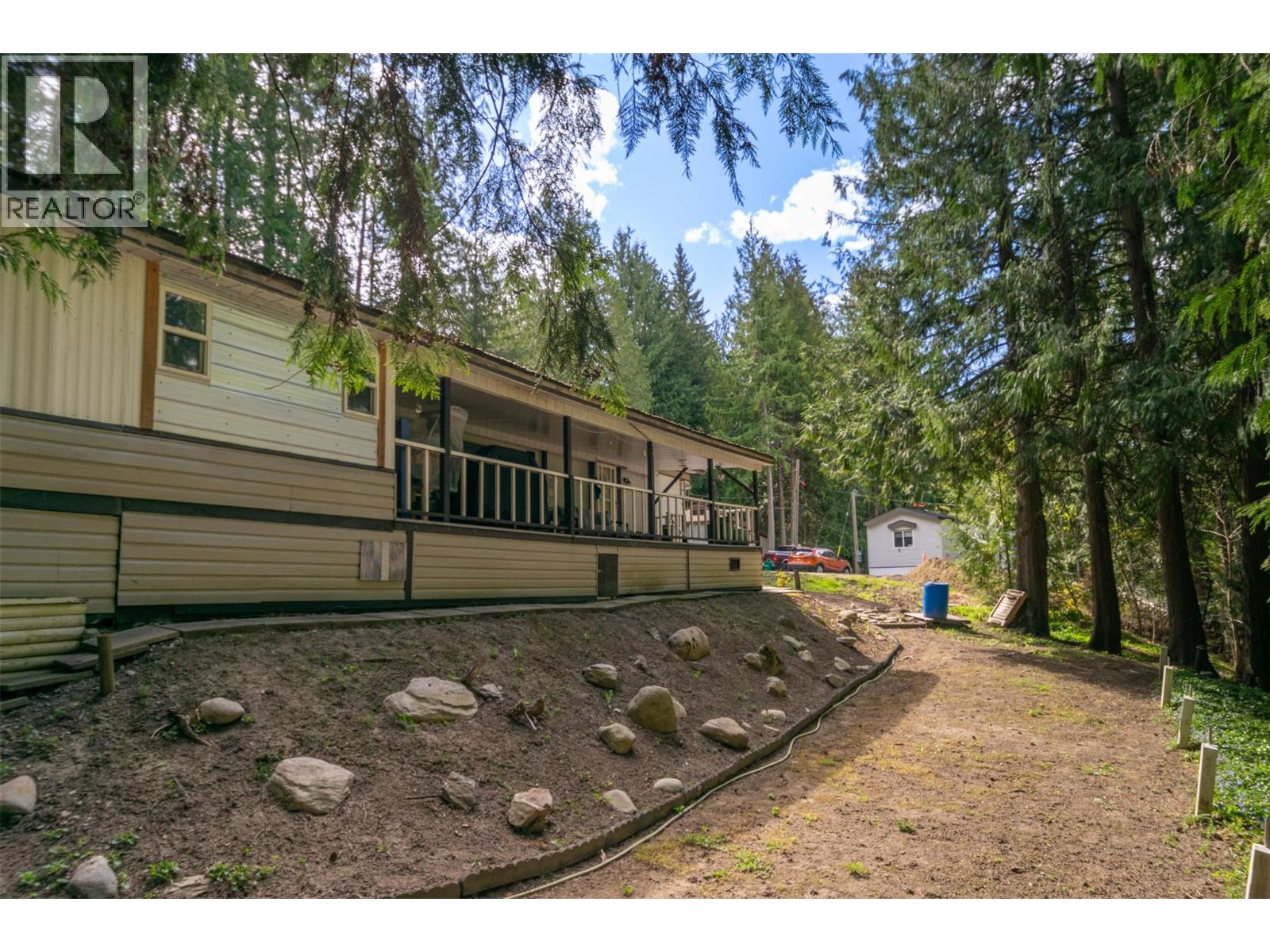 19 5161 63 Avenue Northeast, Salmon Arm