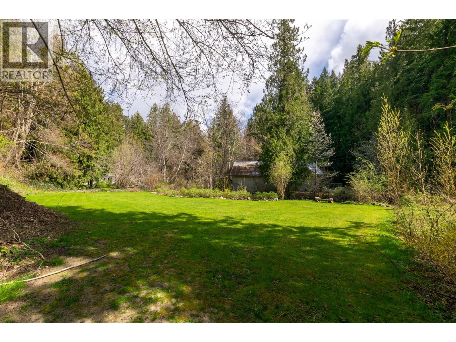 19 5161 63 Avenue Northeast, Salmon Arm