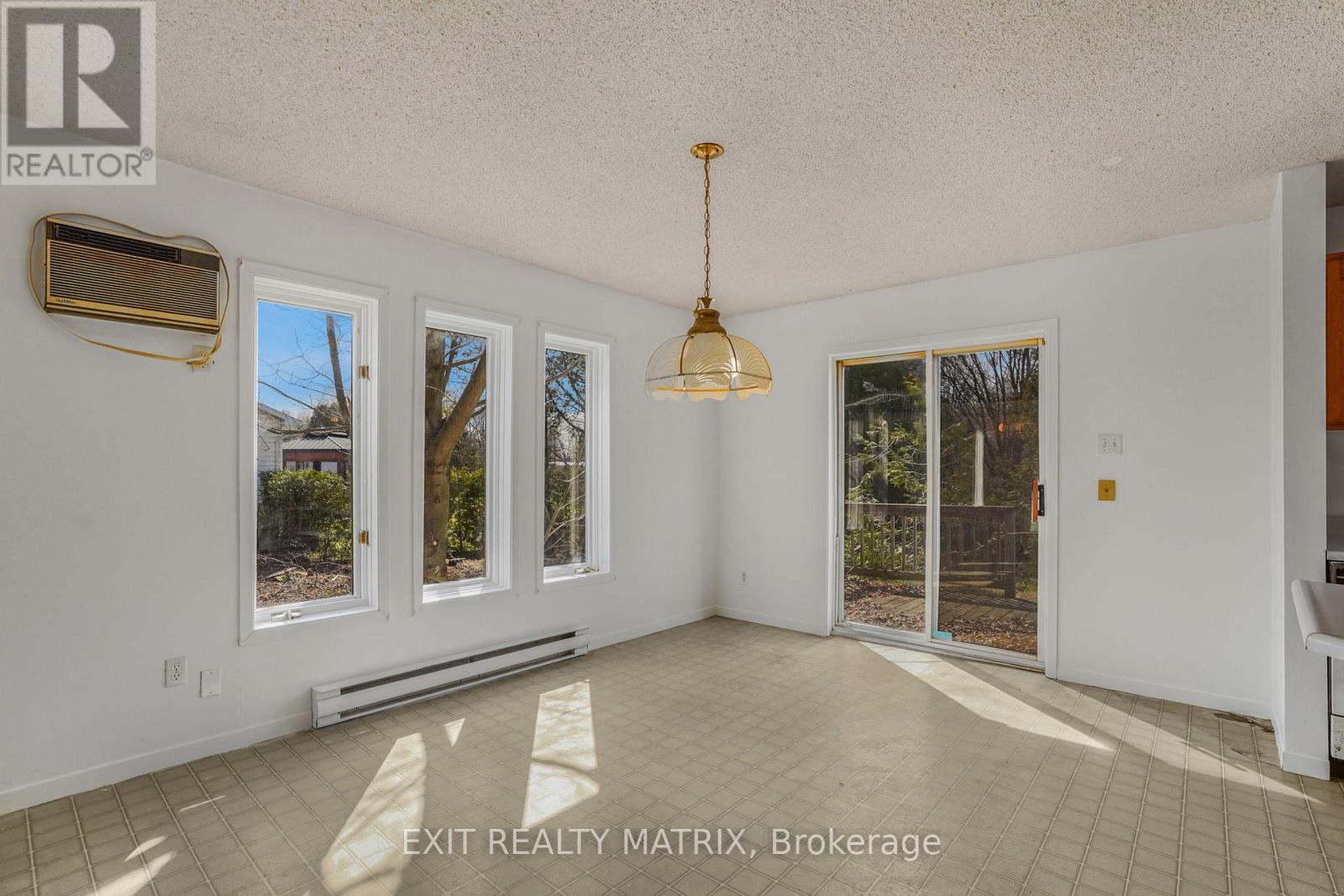 1630 GOURLEY ROAD - 19
