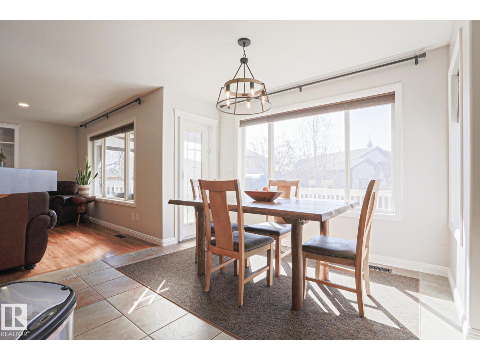 28 ENCINO CL, St. Albert