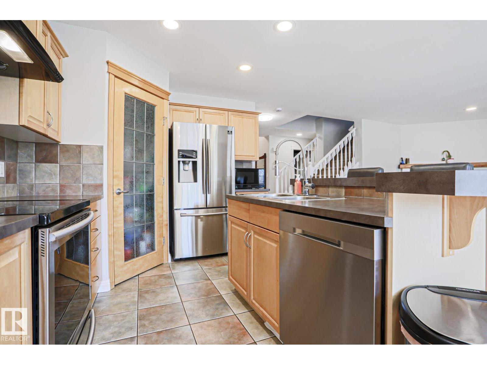 28 ENCINO CL, St. Albert