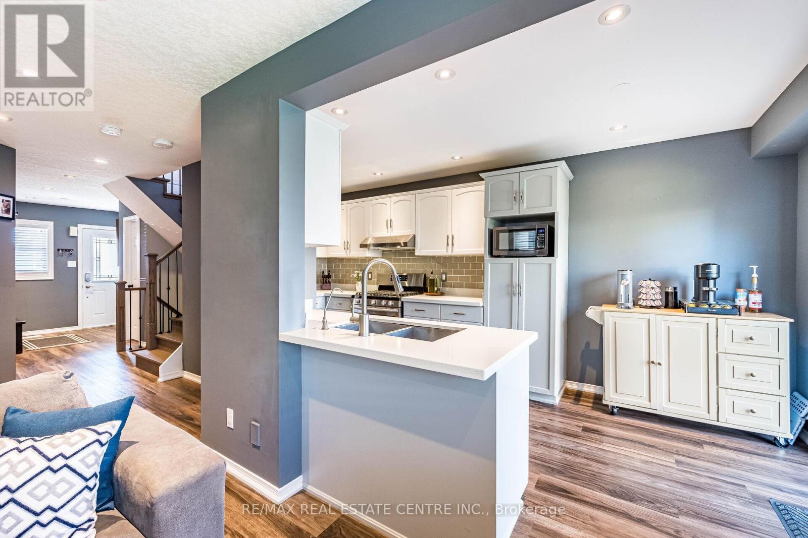 25 SETTLERS ROAD - 17