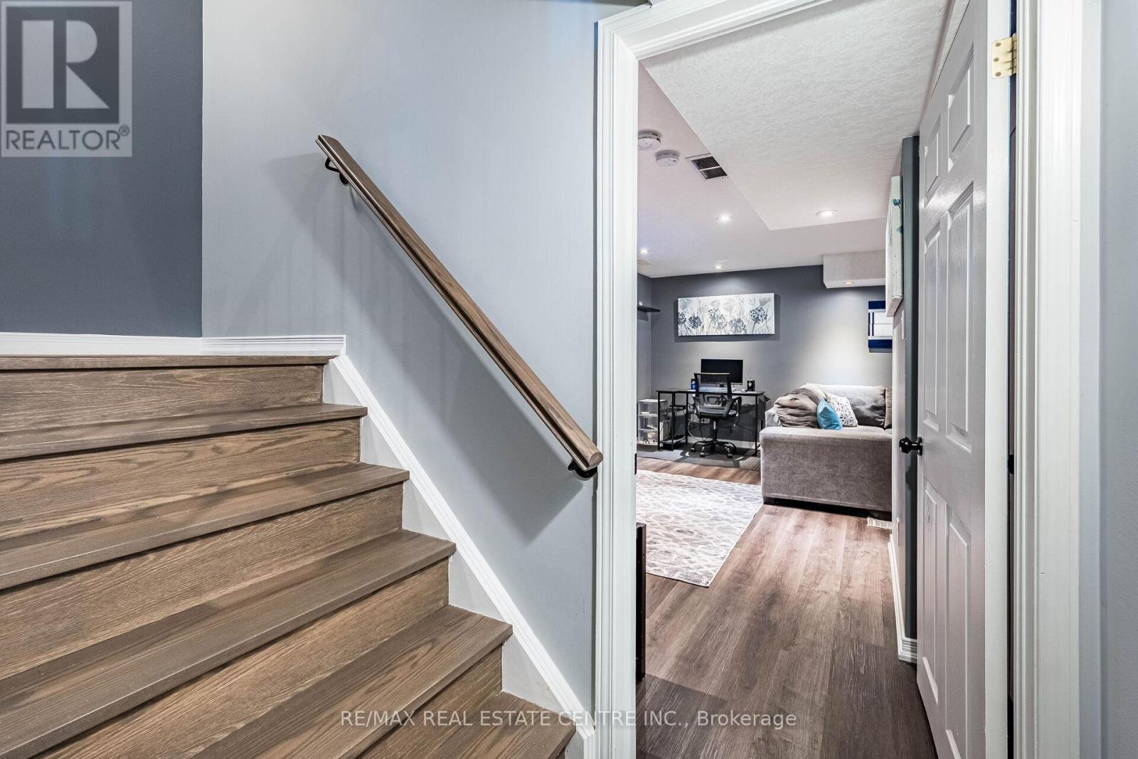 25 SETTLERS ROAD - 41